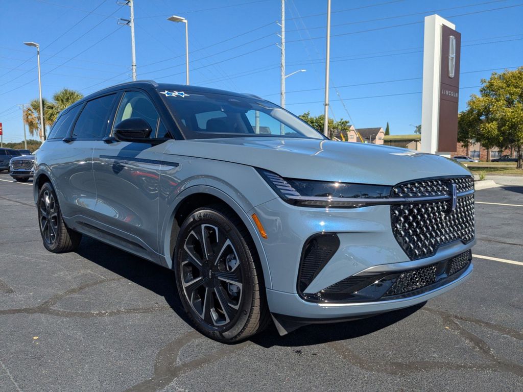 2025 Lincoln Nautilus Reserve