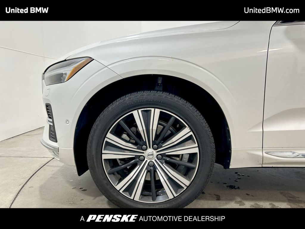 2022 Volvo XC60 B6 Inscription 10