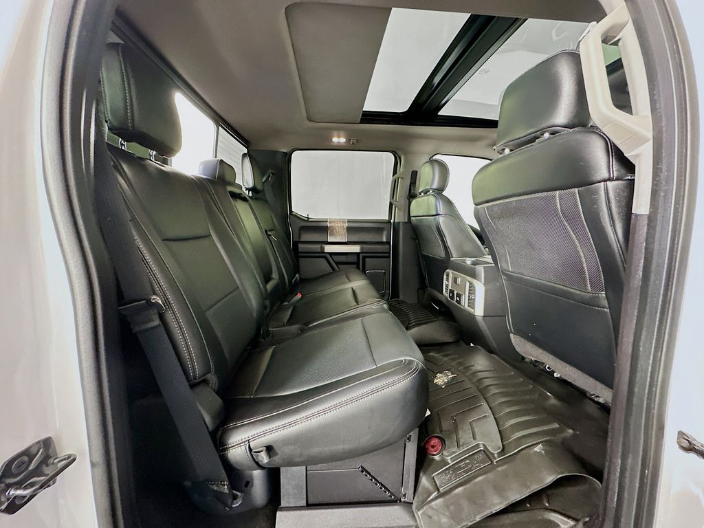 Thumbnail: 2019 Ford Econoline - 27