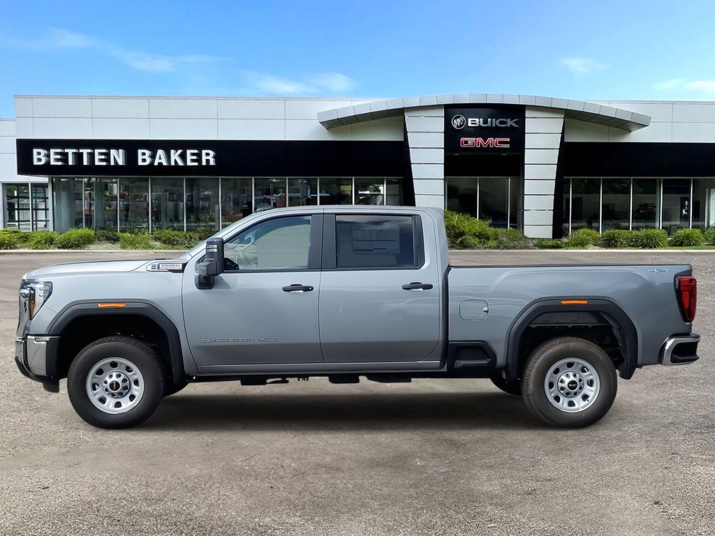 2024 GMC Sierra 2500HD Pro 4