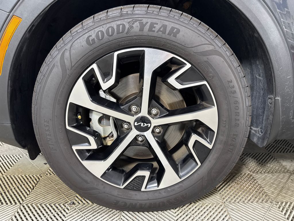 Certified Used 2025 Gray Kia EX image 13