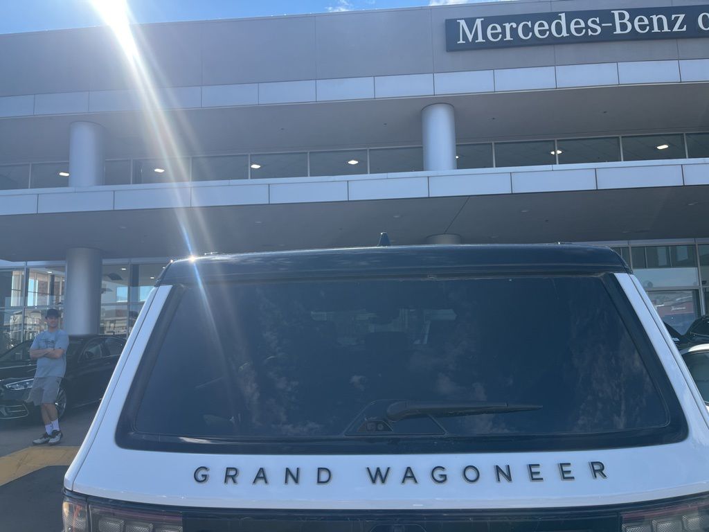 Thumbnail: 2024 Jeep Grand Wagoneer L - 4