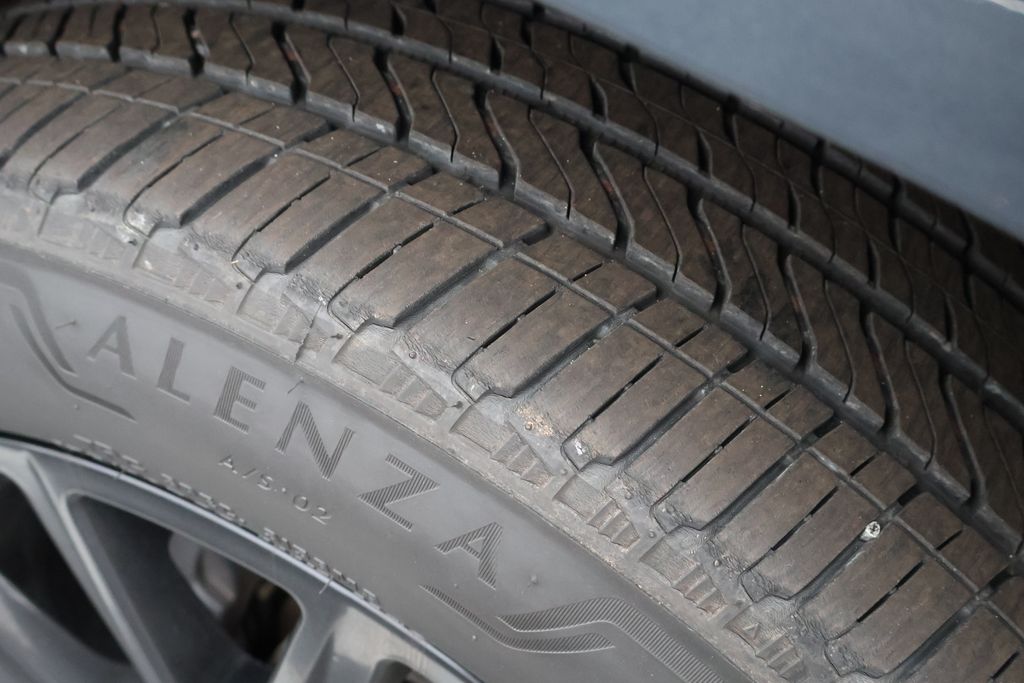 Thumbnail: 2021 Chevrolet Tahoe - 6