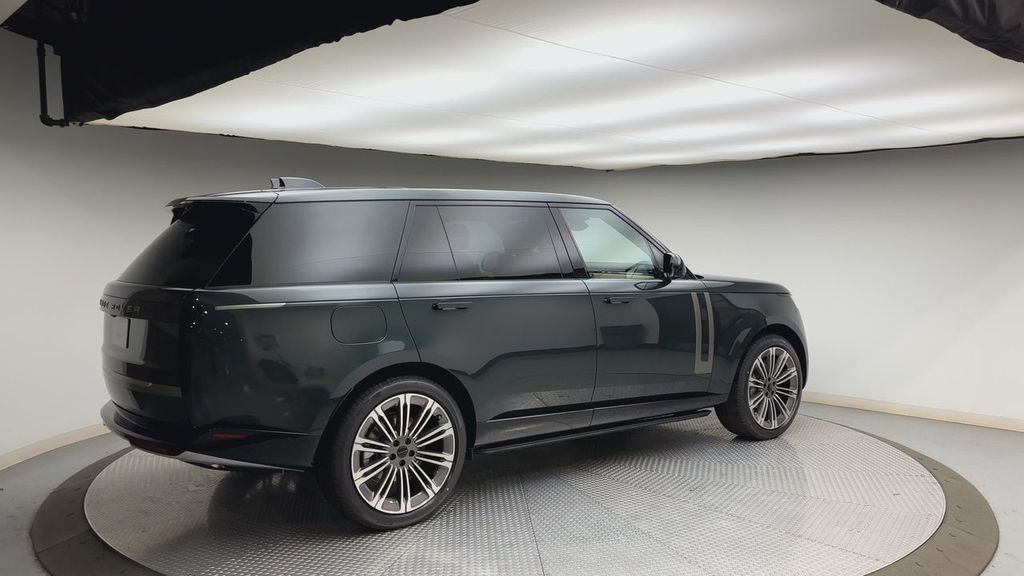 Thumbnail: 2026 Land Rover Range Rover - 2