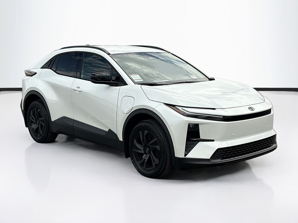 Thumbnail: 2026 Toyota C-HR - 3