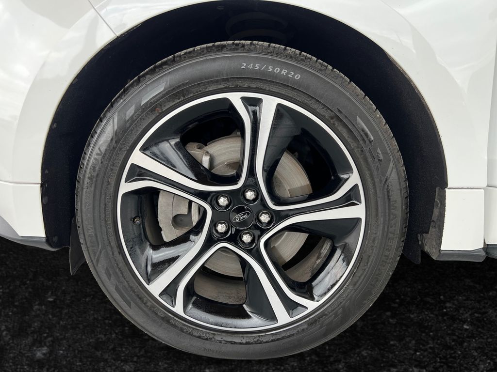 2022 Ford Edge ST - Photo 22