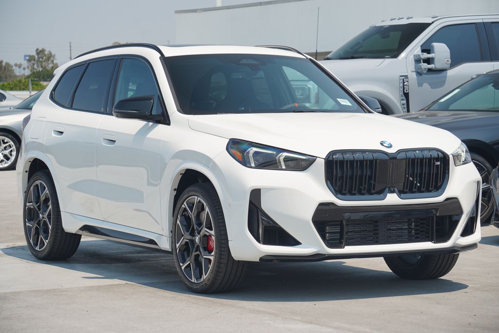 Thumbnail: 2025 BMW X1 - 3