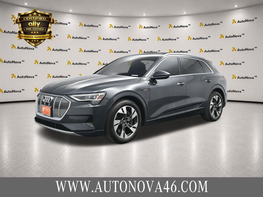 2022 Audi e-tron Premium quattro AWD