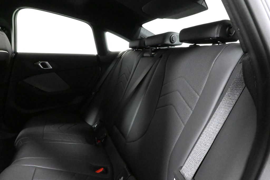 Thumbnail: 2026 BMW 2 Series - 4