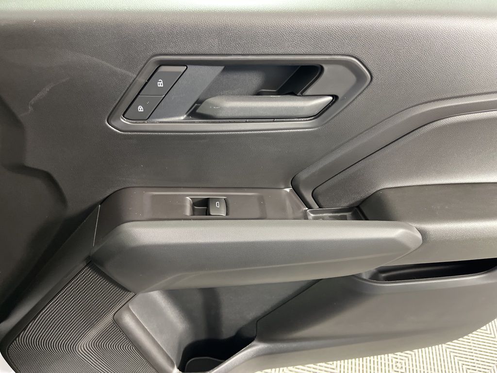 Thumbnail: 2026 Chevrolet Colorado - 11