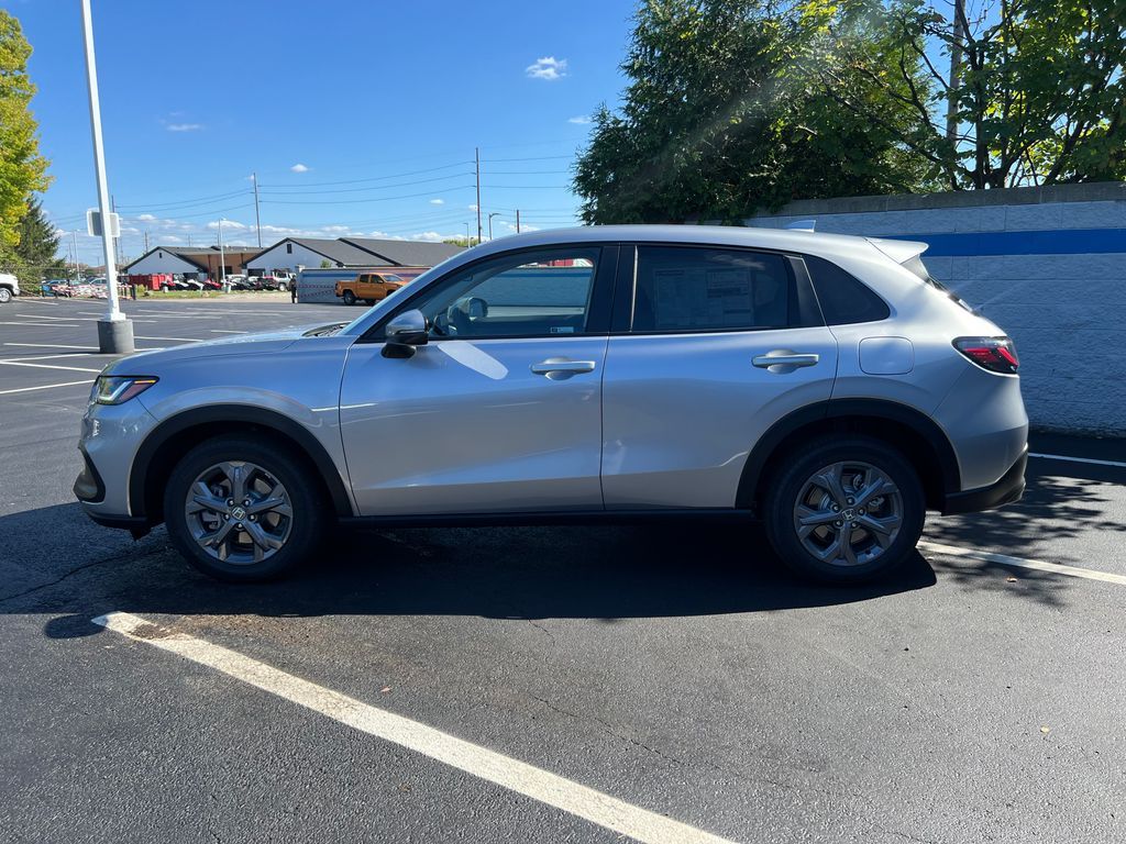 Thumbnail: 2027 Honda HR-V - 2