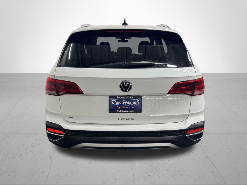 2024 Volkswagen Taos 1.5T SE