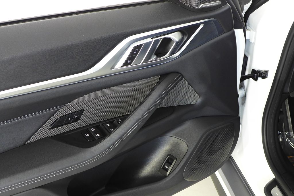 Thumbnail: 2023 BMW i4 - 12