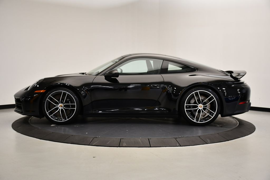 Thumbnail: 2025 Porsche 911 - 2