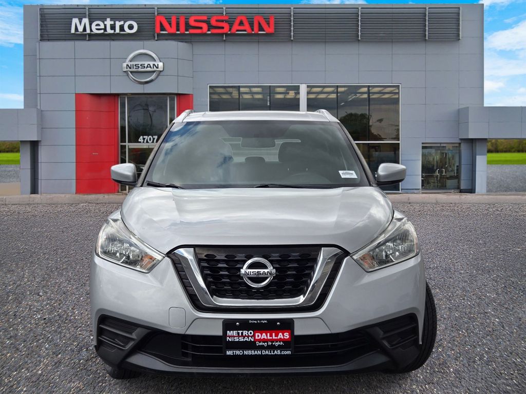 Used 2019 Nissan Kicks SV with VIN 3N1CP5CU0KL551459 for sale in Dallas, TX