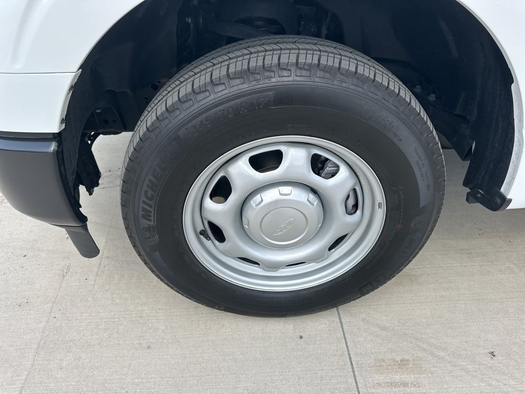 2023 Oxford White Ford F-150 XL RWD Truck