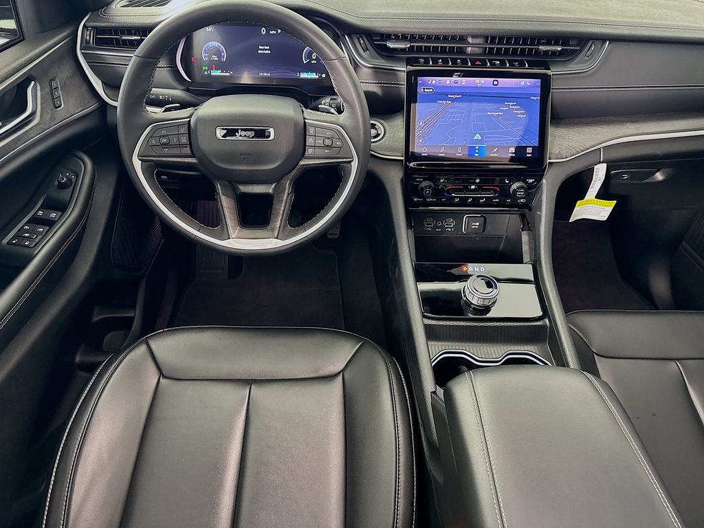 Used Car 2025 Jeep Grand Cherokee  Limited For Sale Under $40,000 In Austin, Texas