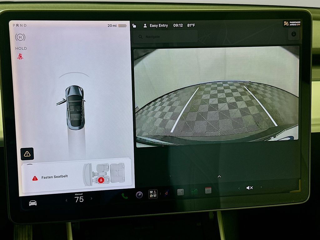 Thumbnail: 2019 Tesla Model 3 - 14