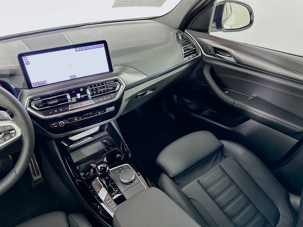 Thumbnail: 2023 BMW X3 - 24