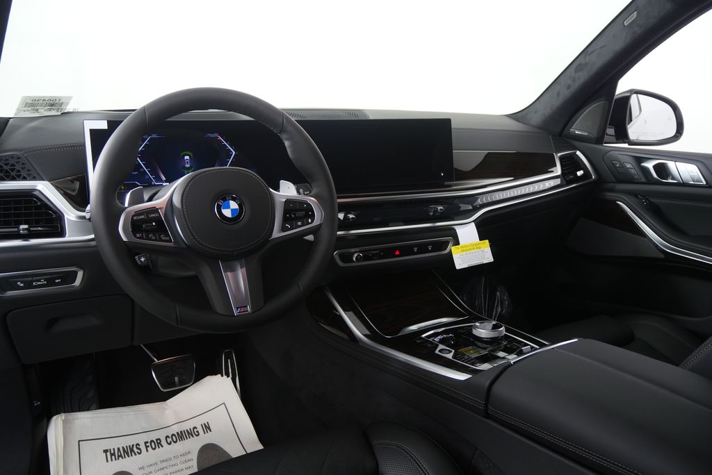 Thumbnail: 2027 BMW X7 - 18