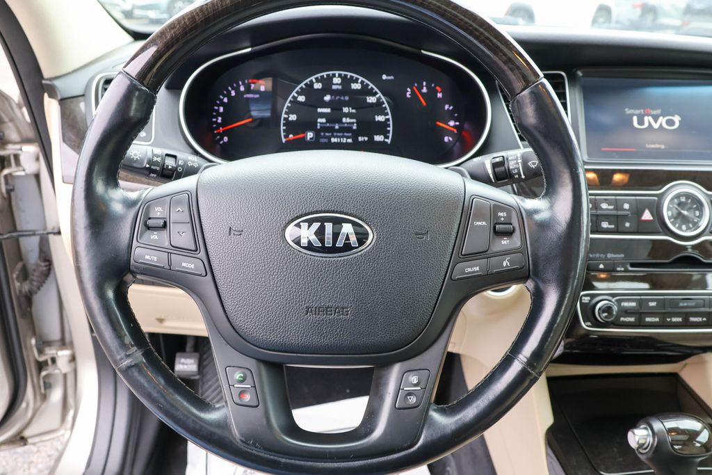 2014 Kia Cadenza Premium 18