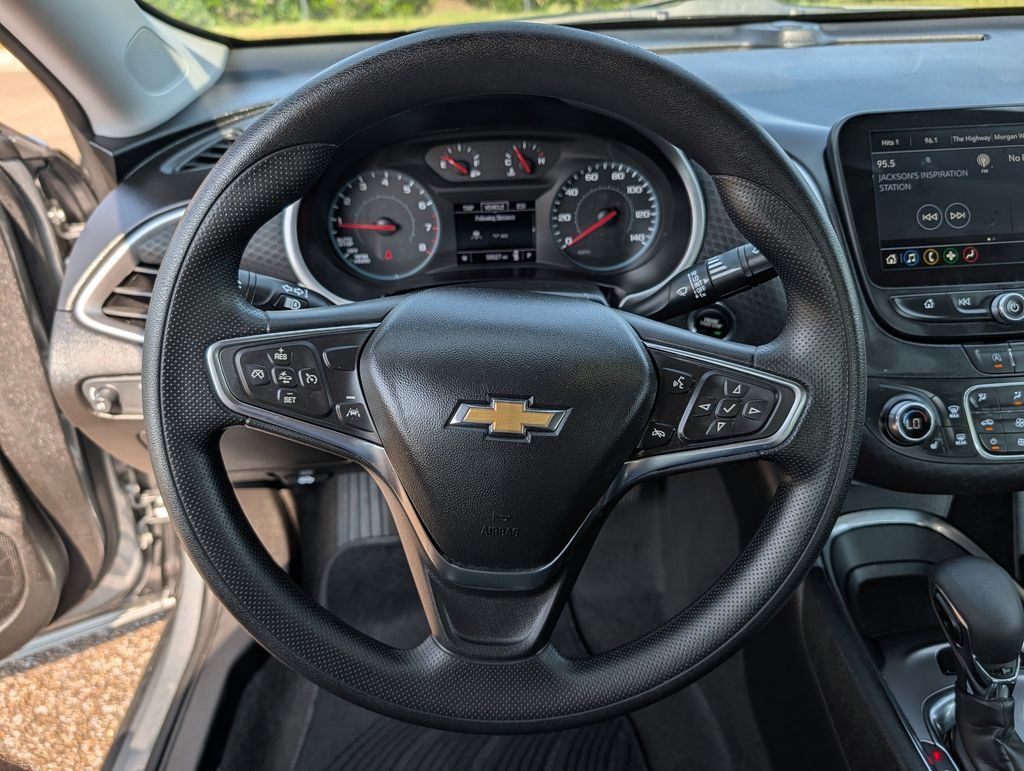 Used 2024 Chevrolet Malibu Sedan