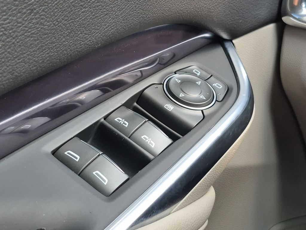 2023 Cadillac XT4 Luxury Gray at Community Toyota