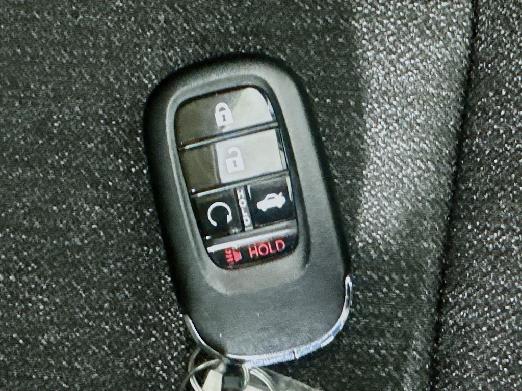 Used Car 2025 Honda Accord  Se For Sale Under $30,000 In Austin, Texas