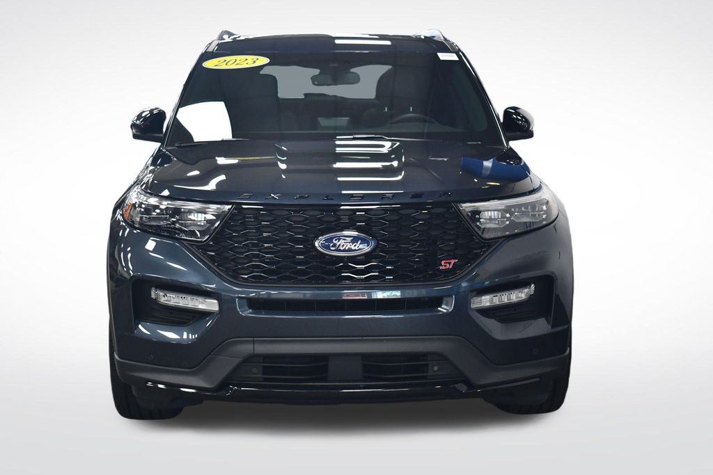 Thumbnail: 2023 Ford Explorer - 10