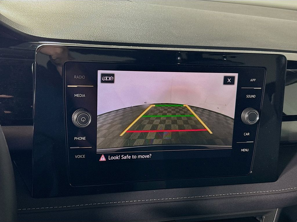 2025 Volkswagen Taos 1.5T SE Black