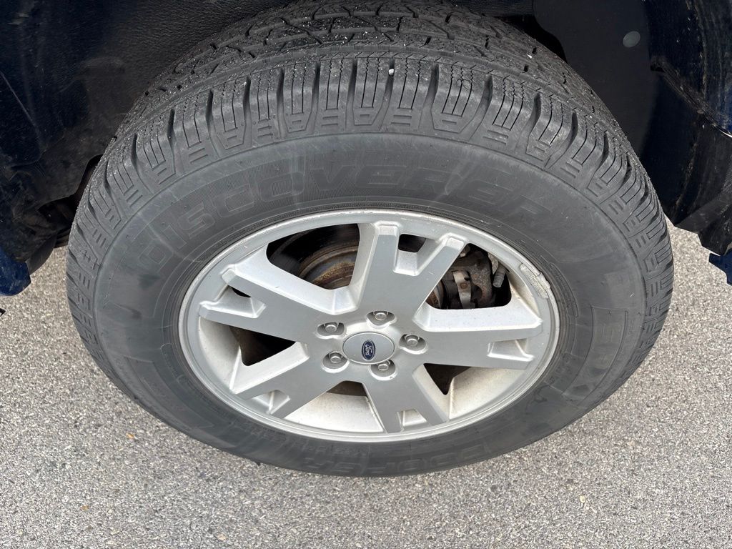 2010 Ford Explorer — photo 5