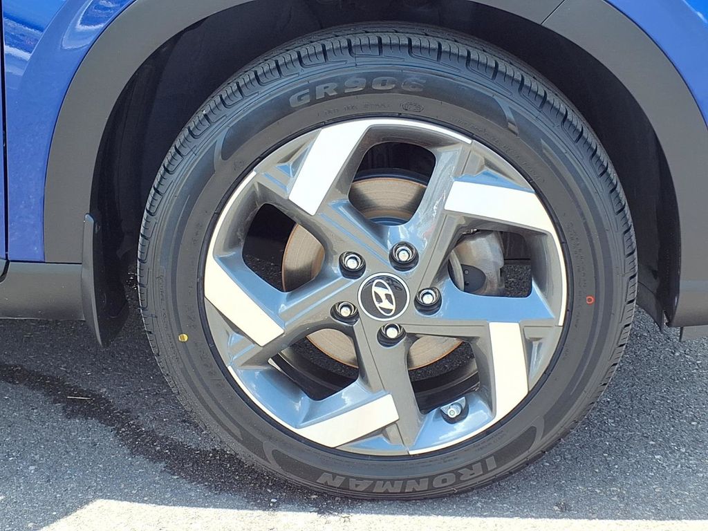 Used 2023 Hyundai Venue SUV