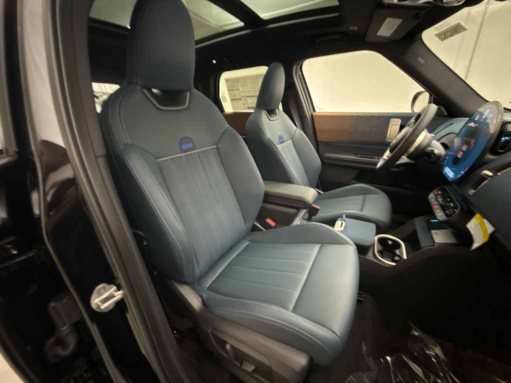 2025 MINI Countryman S - Photo 29