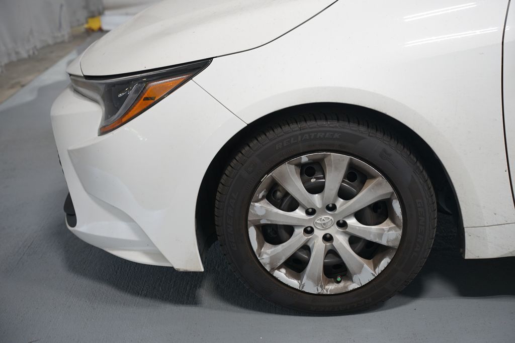 Thumbnail: 2023 Toyota Corolla - 5