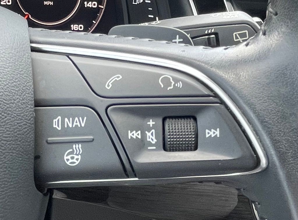 2018 Audi Q7 3.0T Prestige Black at Autostrade