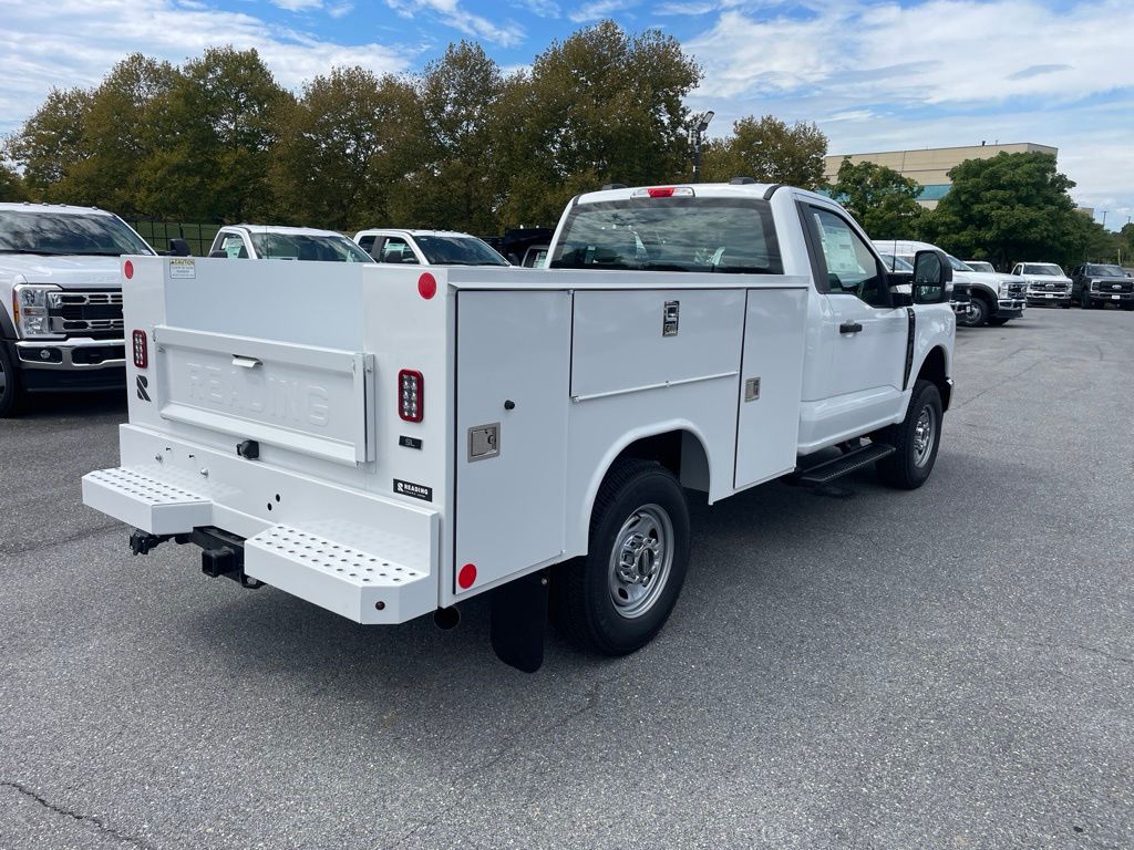 2027 Ford F-250 Super Duty XL