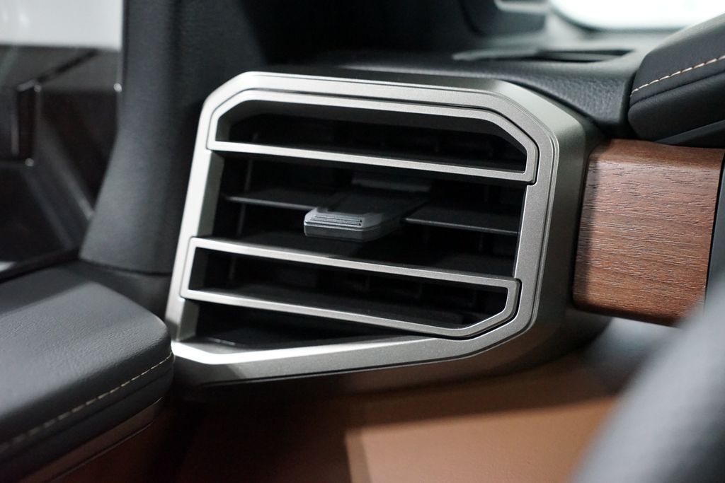 Thumbnail: 2026 Toyota Tundra - 27