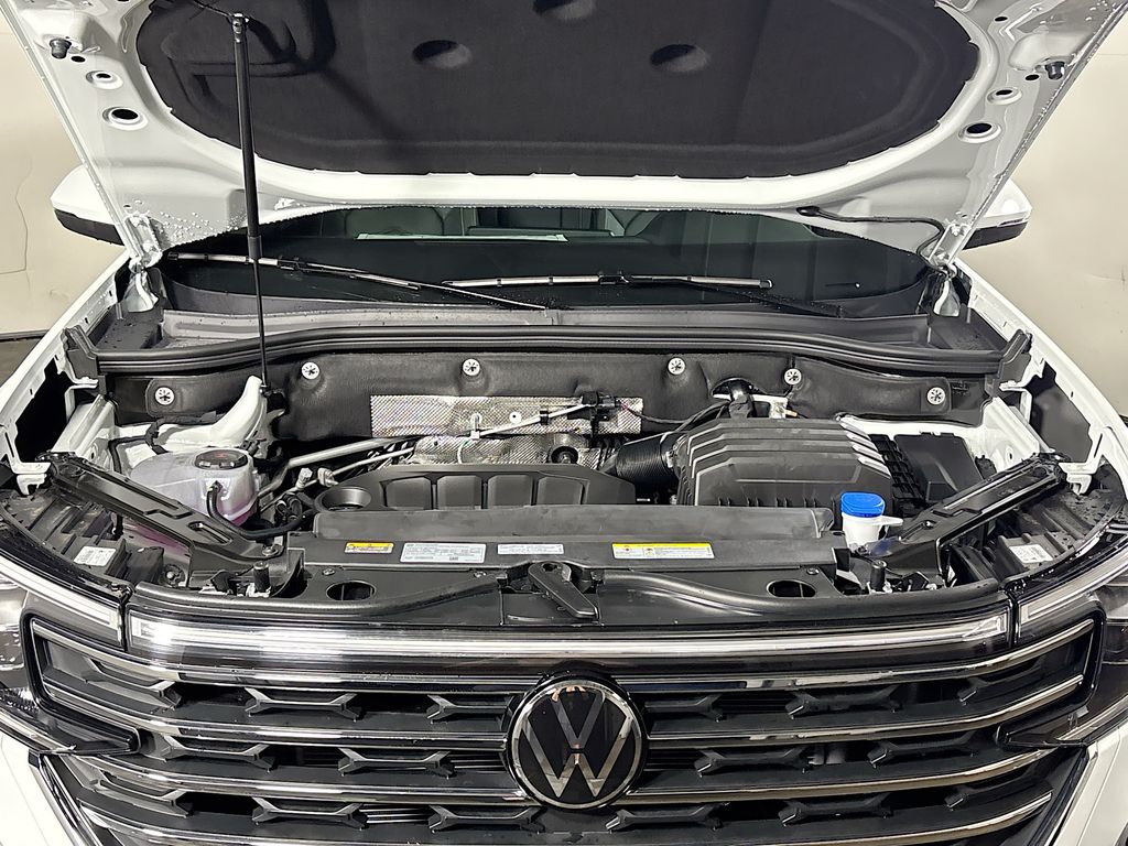 2025 Volkswagen Atlas 2.0T SE