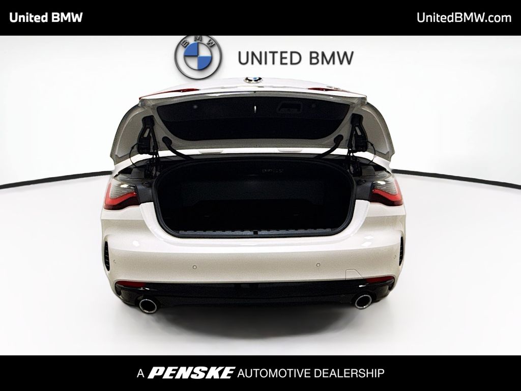 Thumbnail: 2025 BMW 4 Series - 13