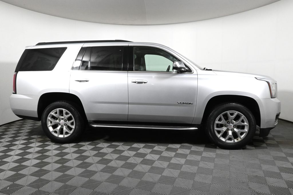 2016 GMC Yukon SLT 9