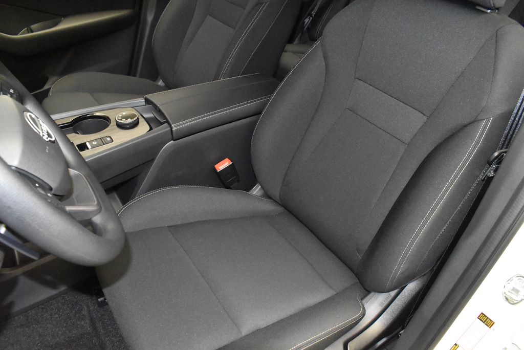 2025 Nissan Rogue S 13