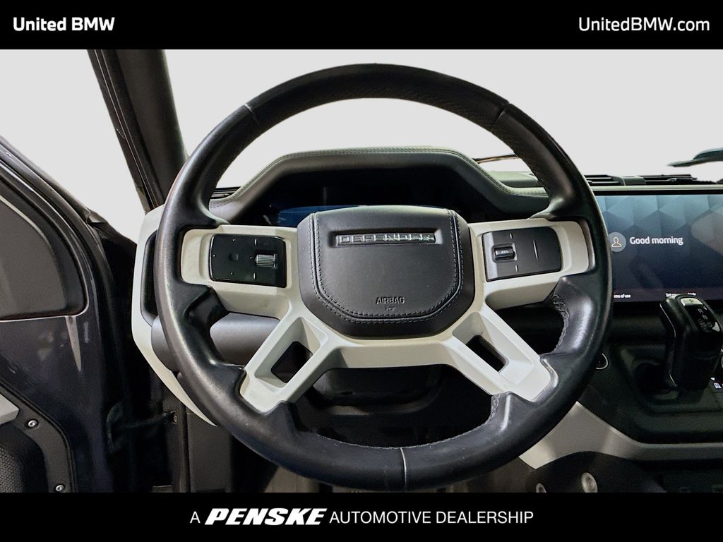 Thumbnail: 2022 Land Rover Defender - 6