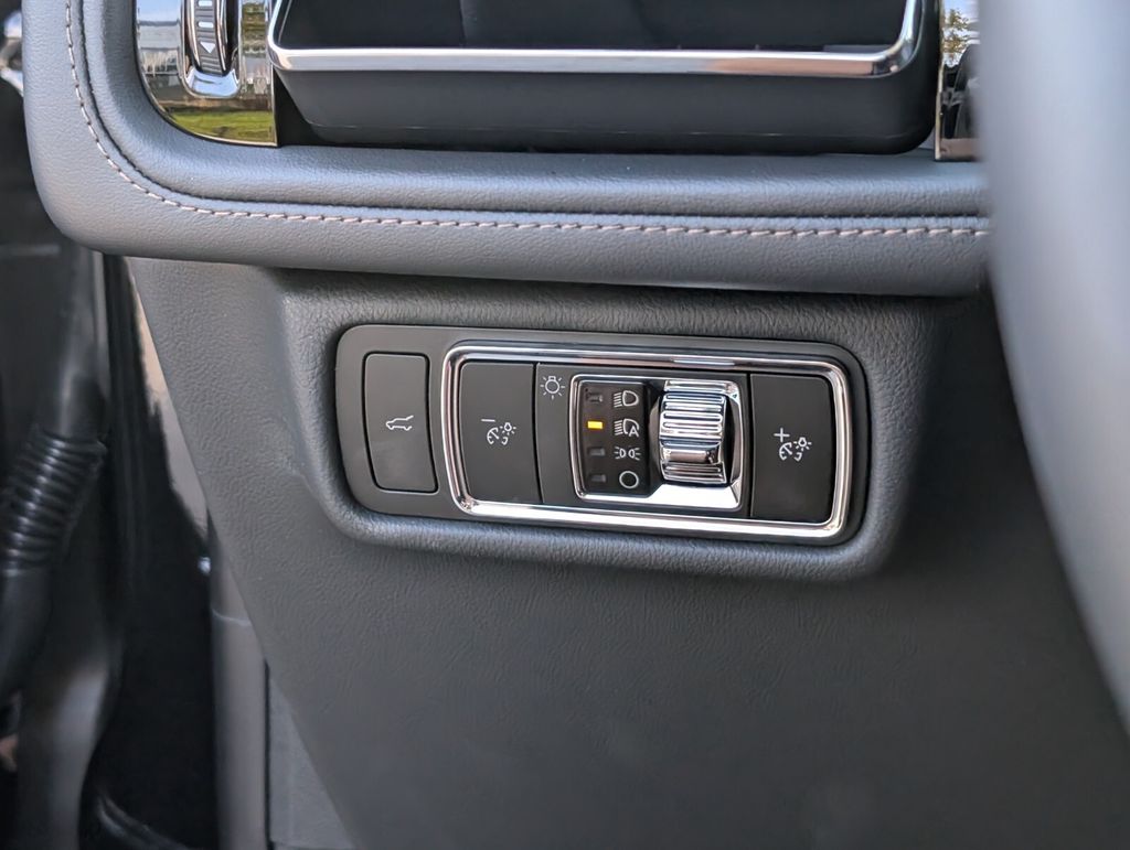 new 2026 Lincoln Aviator car, priced at $64,635