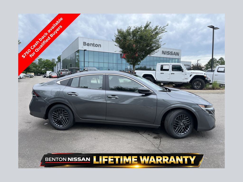 Gray (Gun Metallic) 2026 Nissan Sentra Sedan Front-Wheel Drive Continuously Variable Transmission
