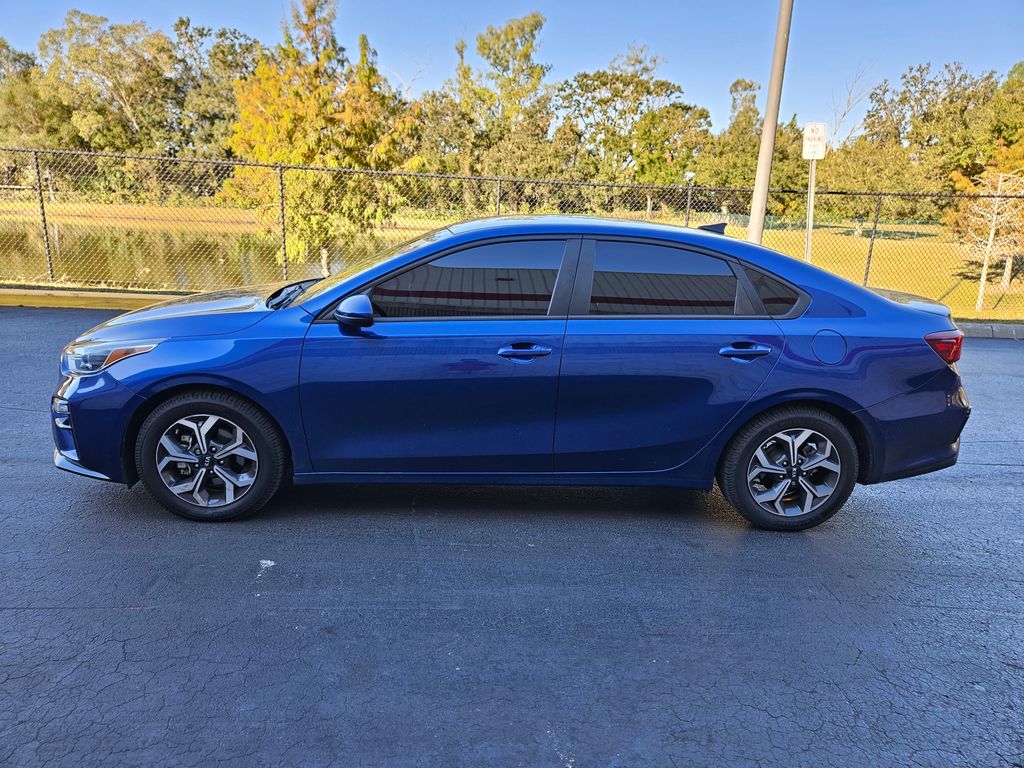 2021 Kia Forte LXS 2