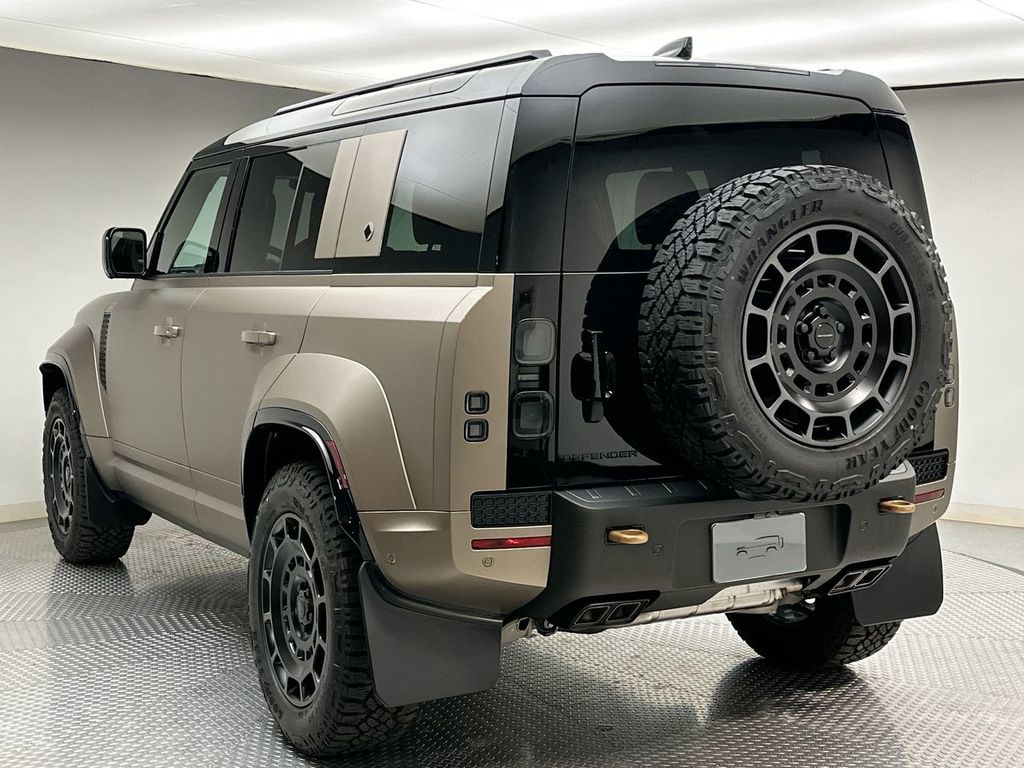 Thumbnail: 2026 Land Rover Defender - 11