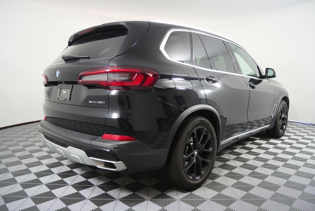 Thumbnail: 2023 BMW X5 - 3