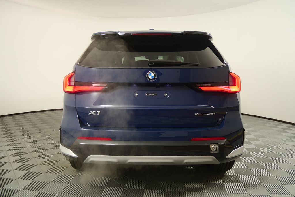 Thumbnail: 2026 BMW X1 - 4