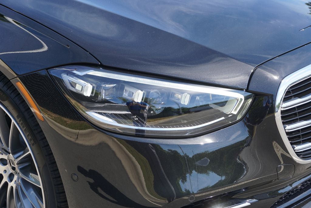 Thumbnail: 2026 Mercedes-Benz S-Class - 10