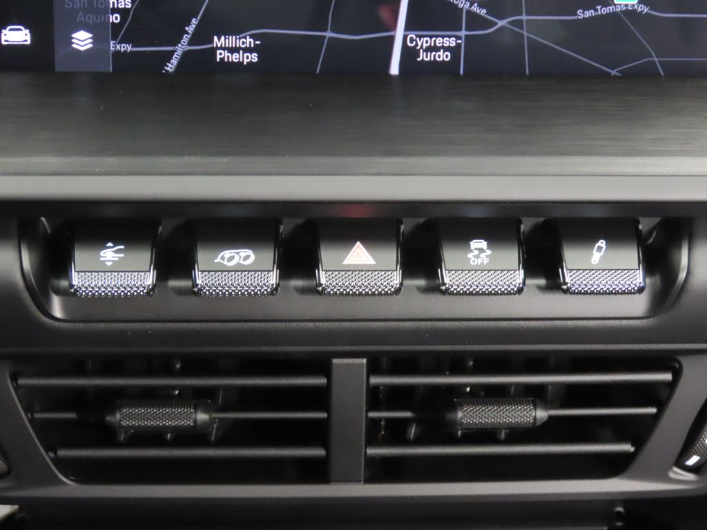 Thumbnail: 2026 Porsche 911 - 27